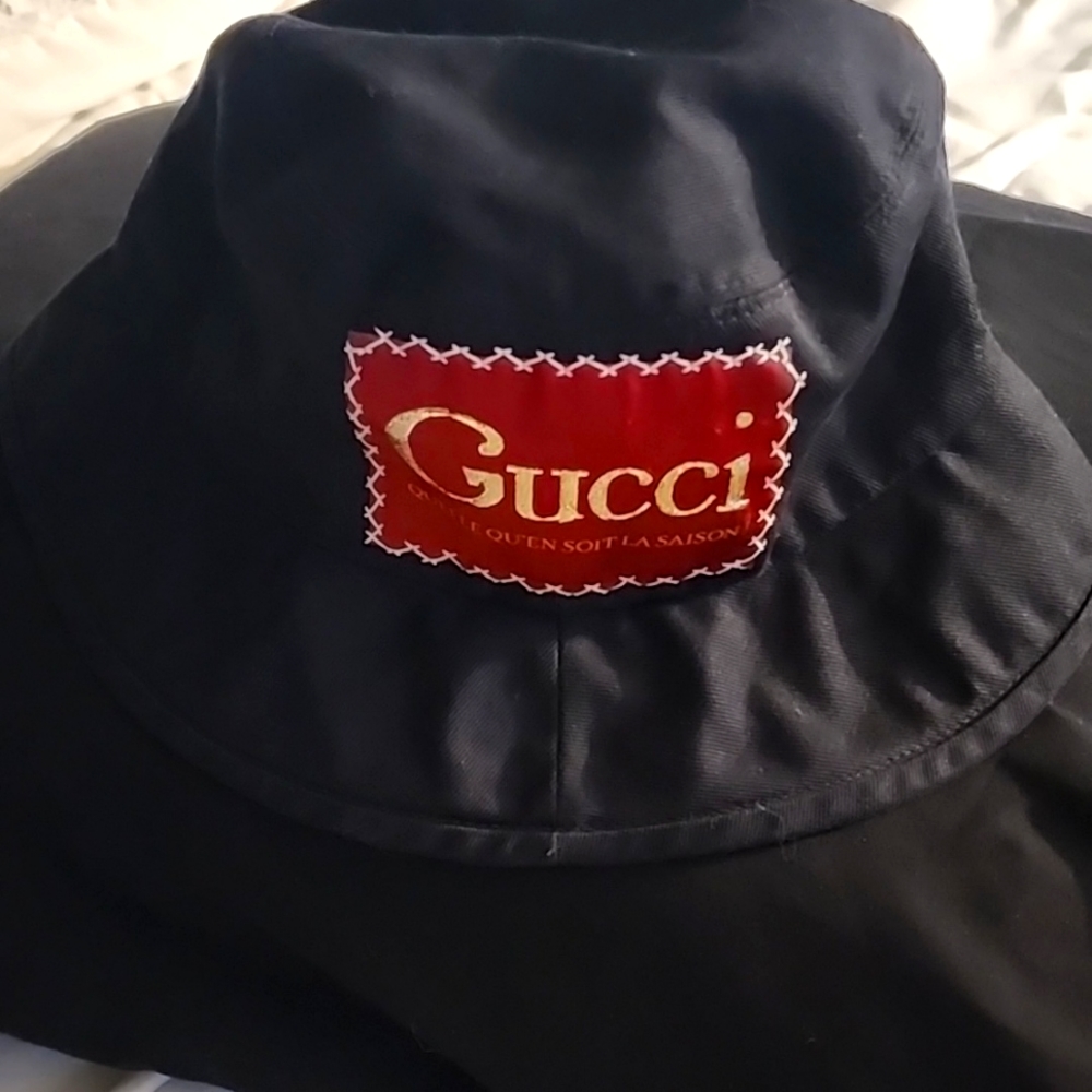 Gucci Logo Bucket hat